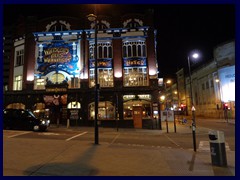 Liverpool by night 22 - Crown Hotel